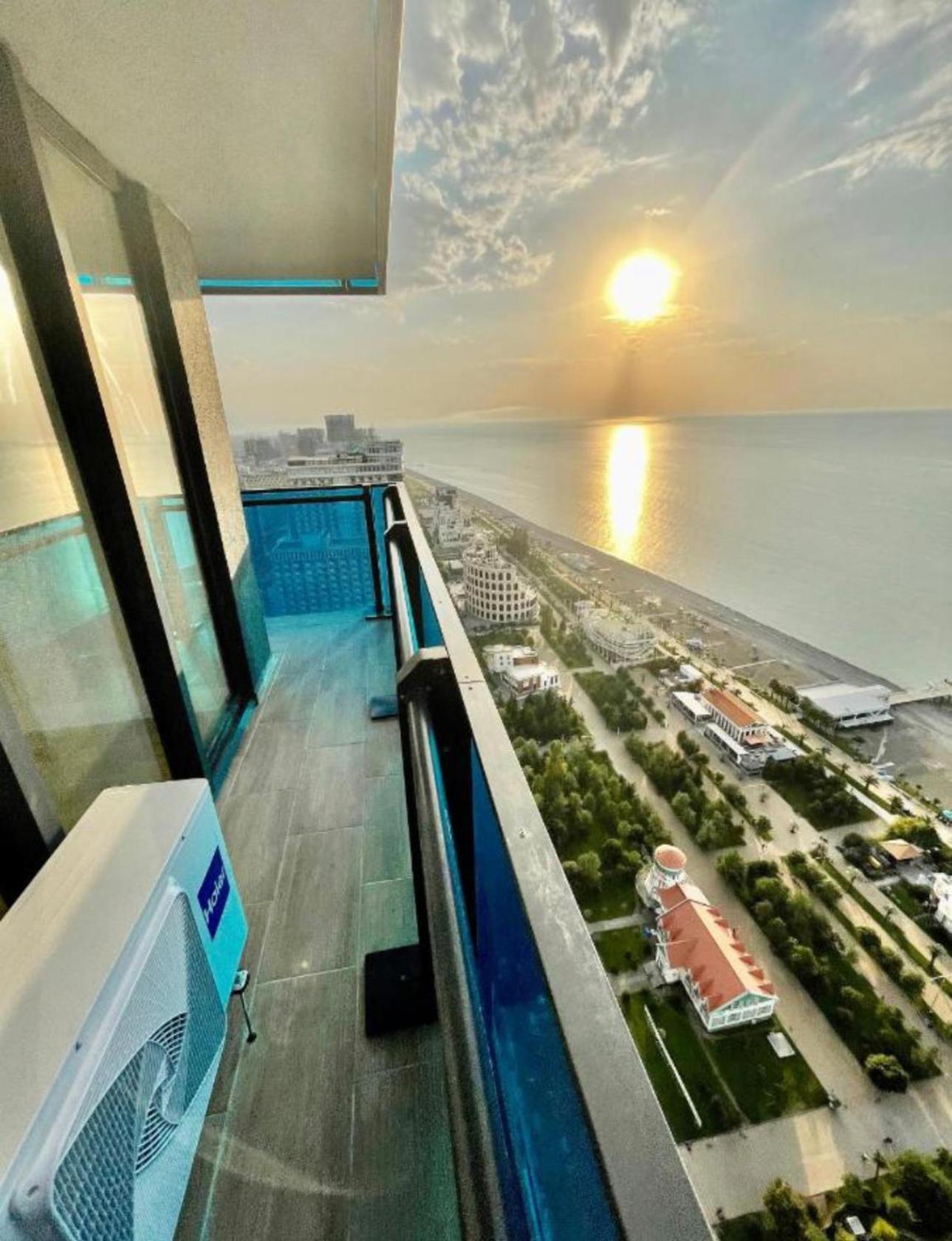 Orbi City Batumi Star Exterior photo